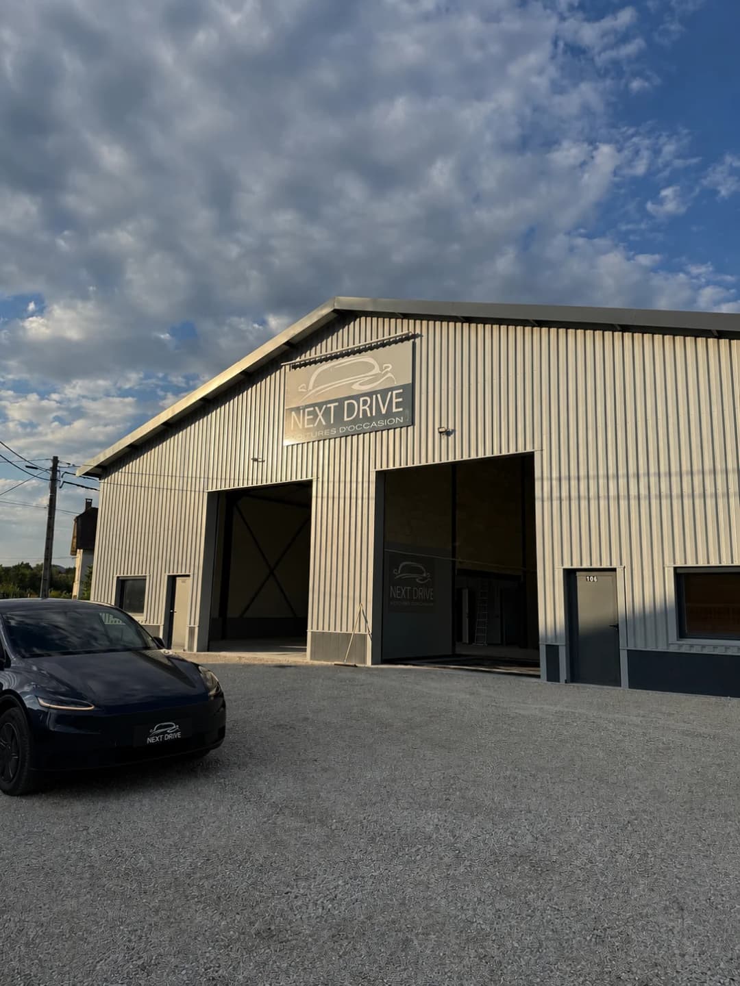Showroom Next Drive à Saint-Béron